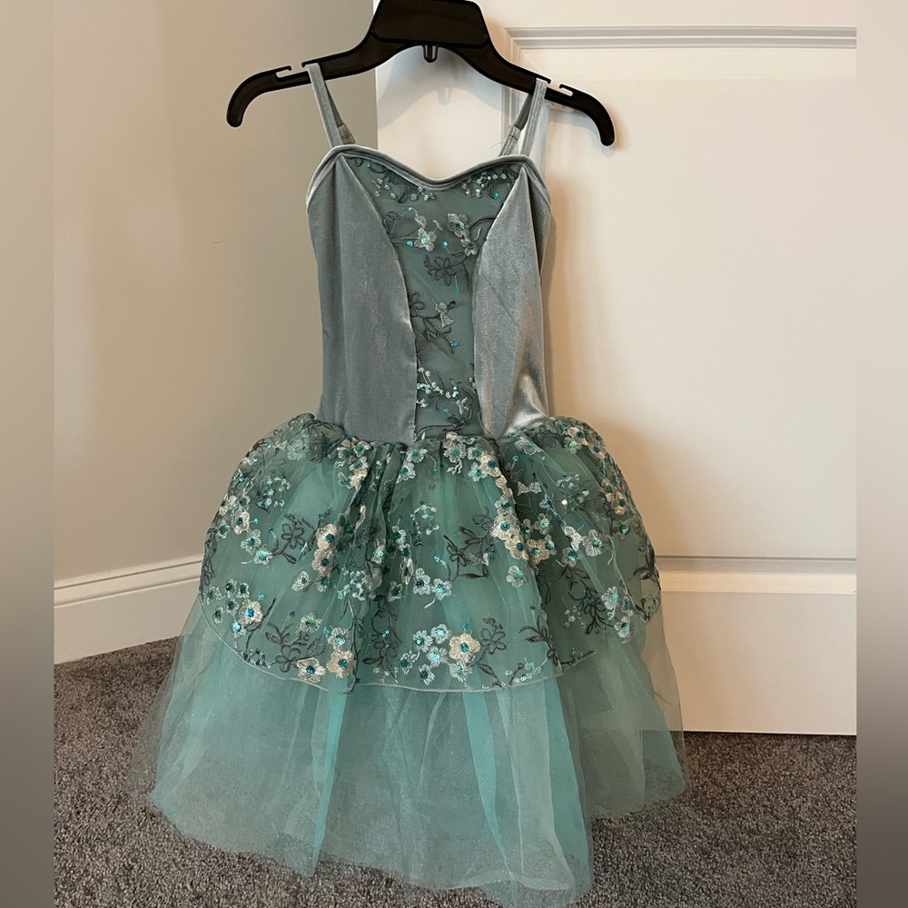 Dance costume